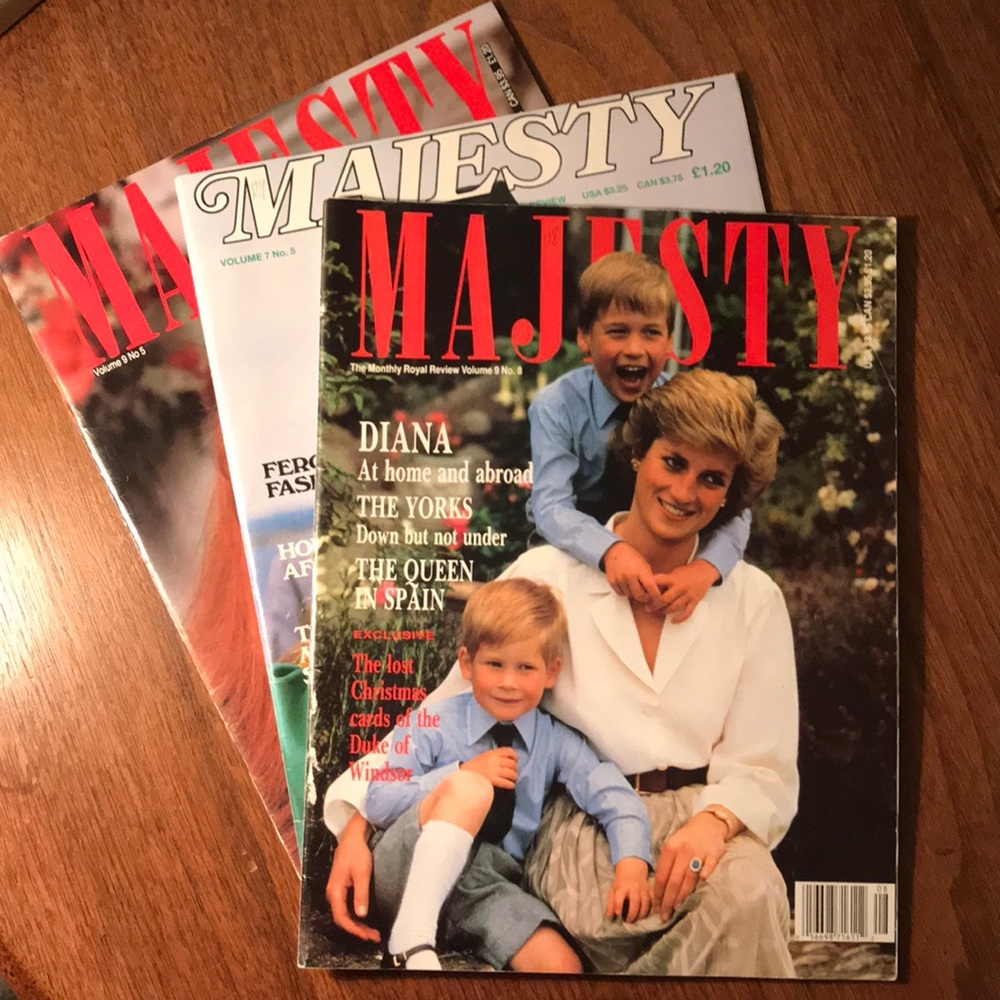 Set of 3 Vintage 1980’s Majesty Magazines